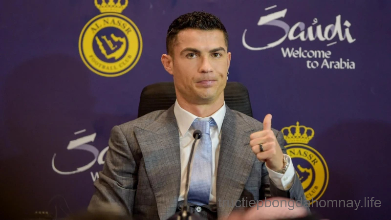 Cầu thủ lương cao nhất thế giới – Ronaldo